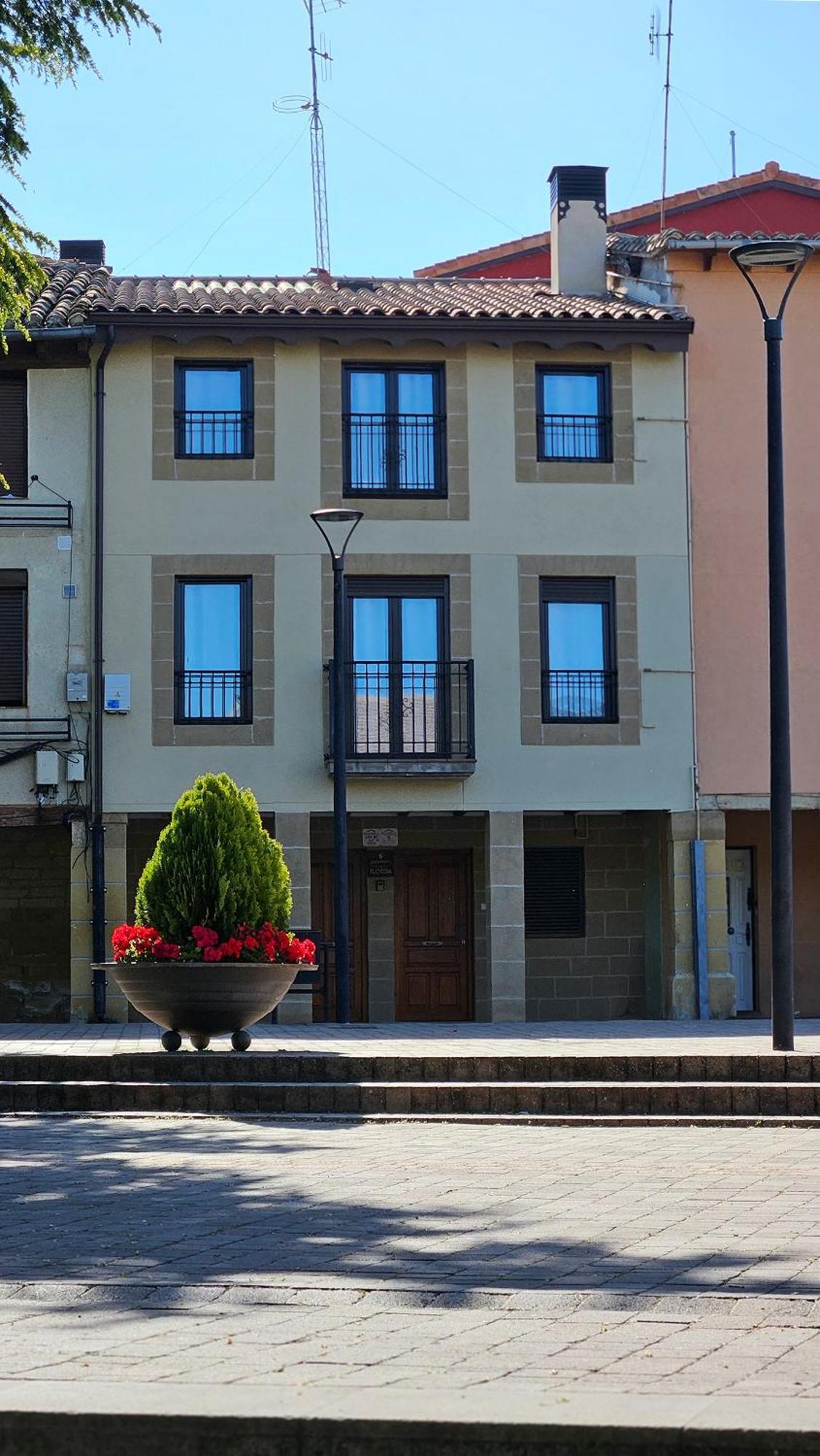 Apartamentos La Florida Casalarreina Eksteriør billede